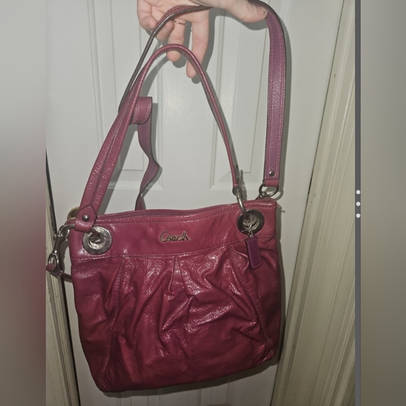 Coach Ashley Hippie Patent Leather Bag f17953 - Picture 2 of 5